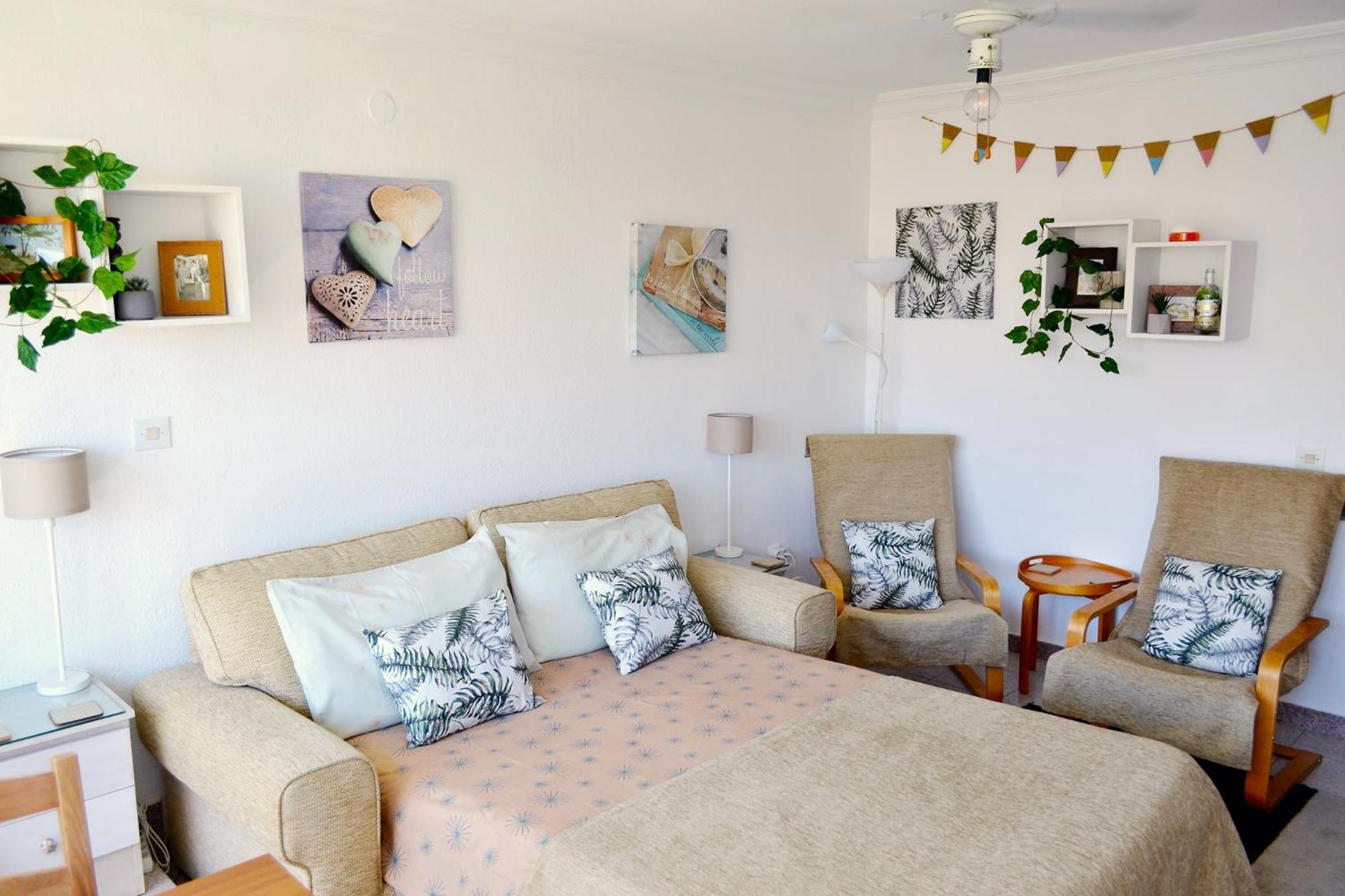 Spacious 1 Bedroom Apartment, Beach Front, Torrox Costa 外观 照片