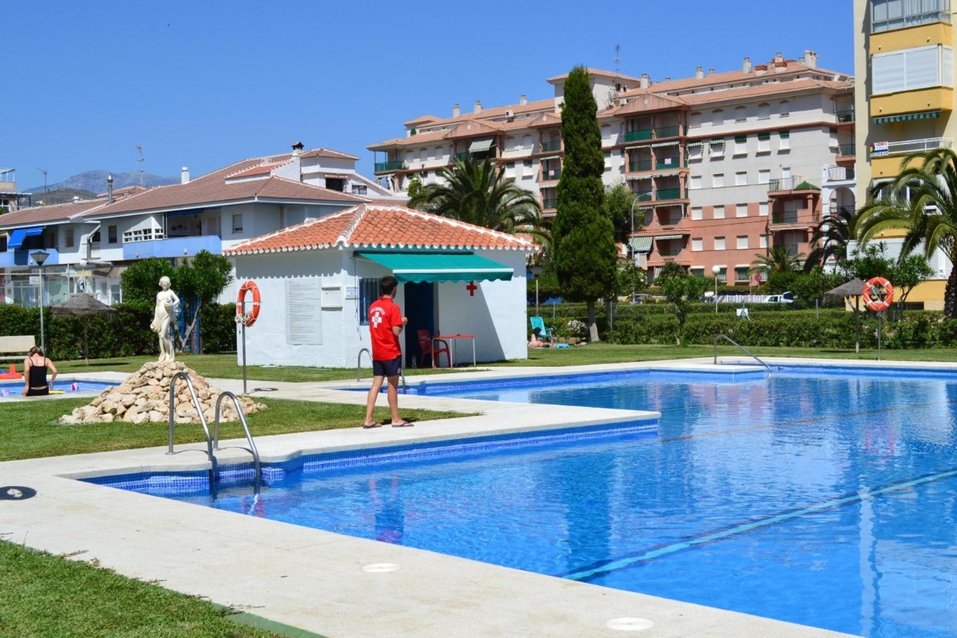 Spacious 1 Bedroom Apartment, Beach Front, Torrox Costa 外观 照片